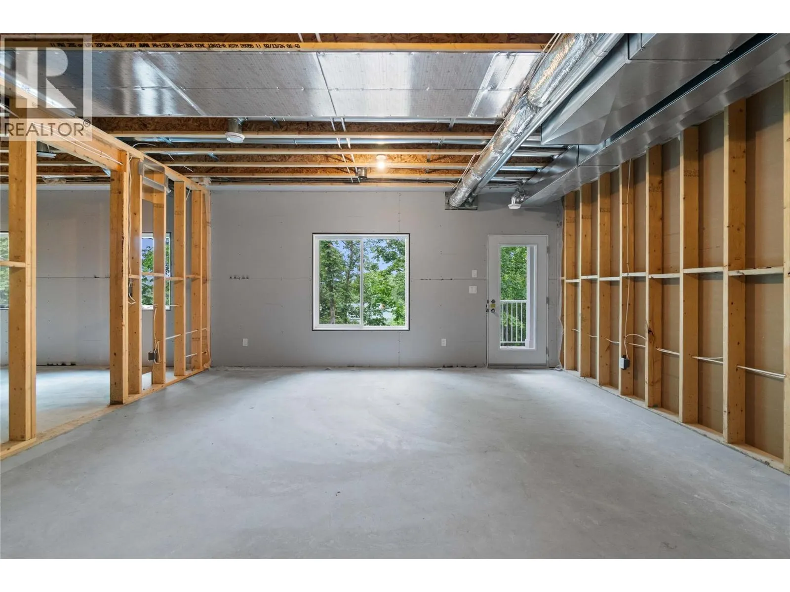 806 Cliff Avenue Unit# 104