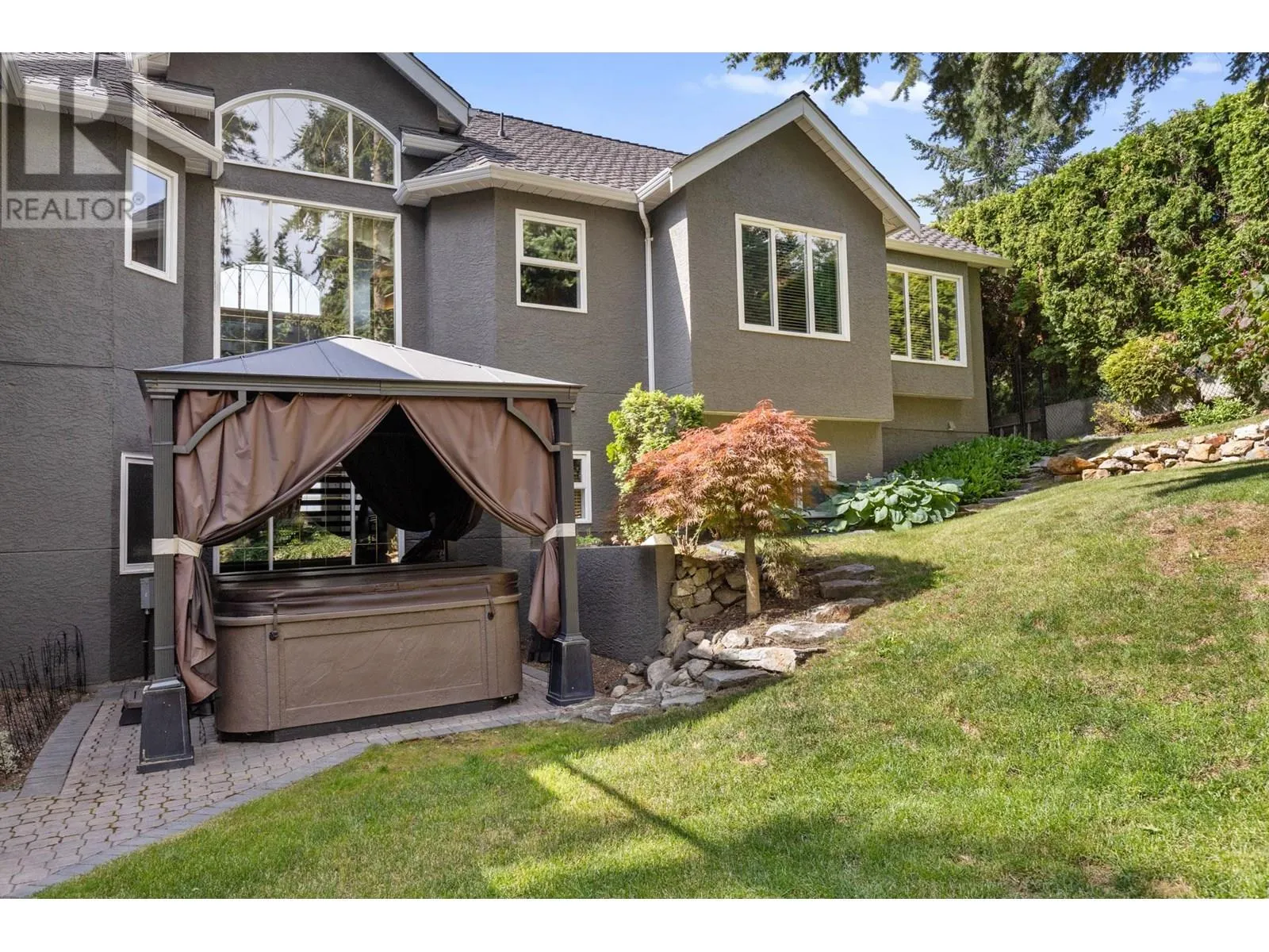 1831 Horizon Drive