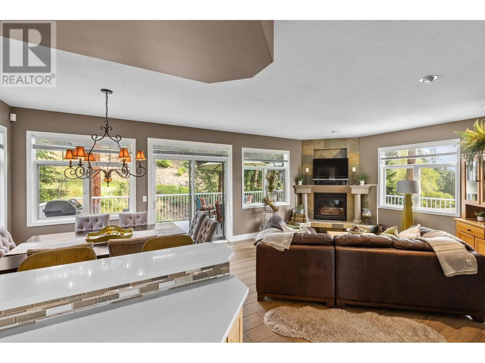 1831 Horizon Drive