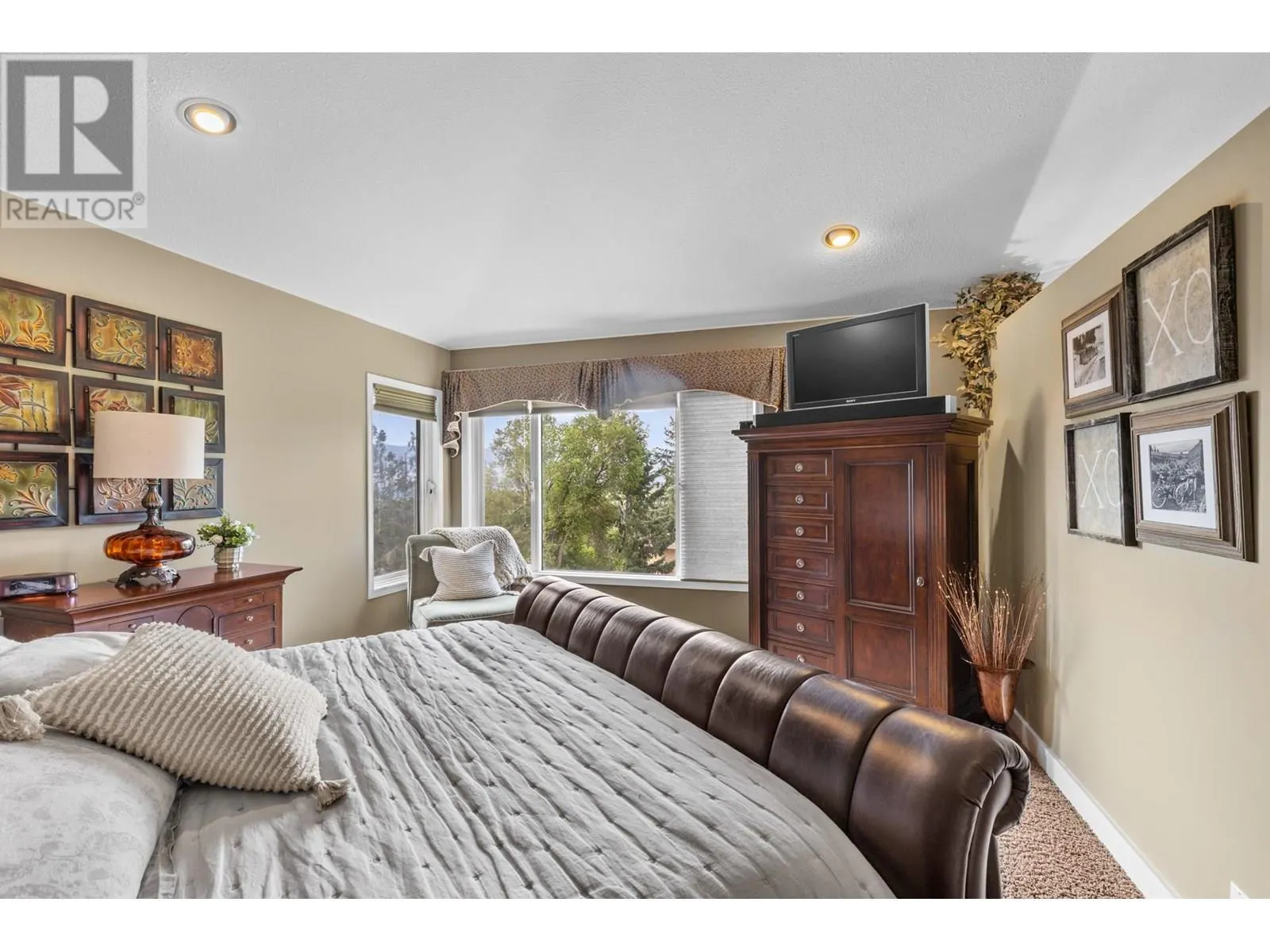 1831 Horizon Drive