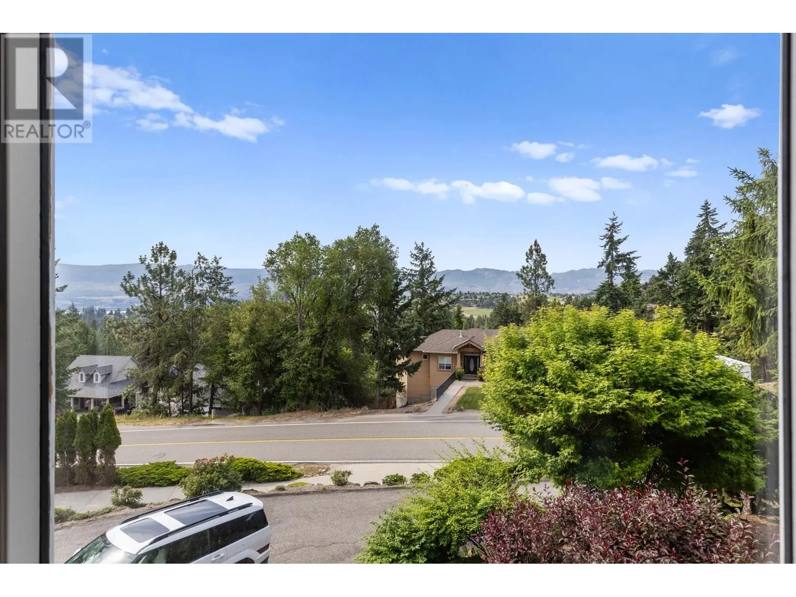1831 Horizon Drive