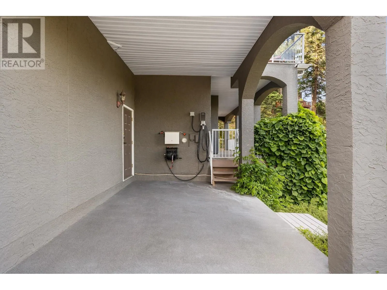 1831 Horizon Drive