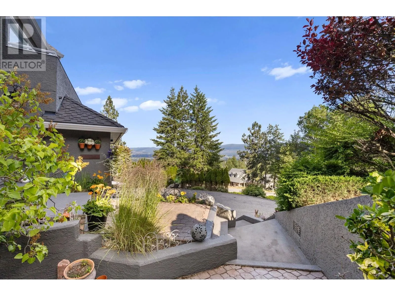 1831 Horizon Drive