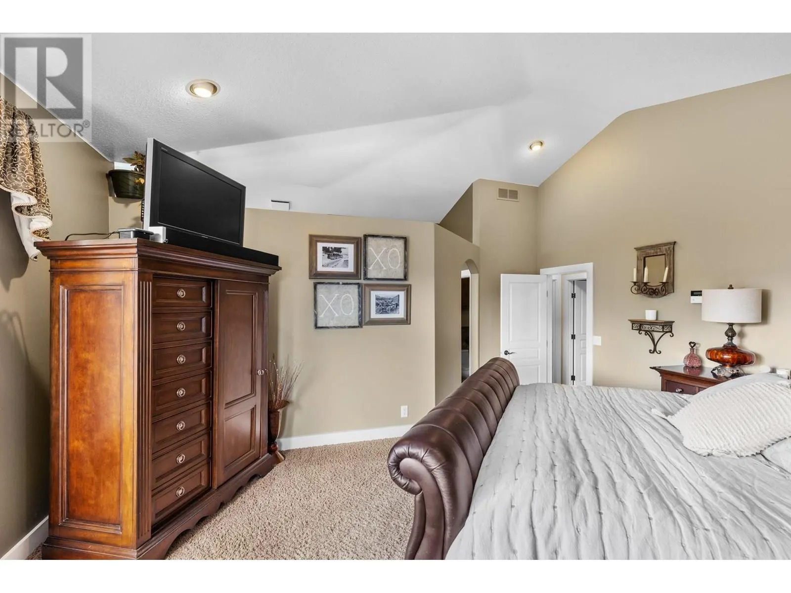 1831 Horizon Drive