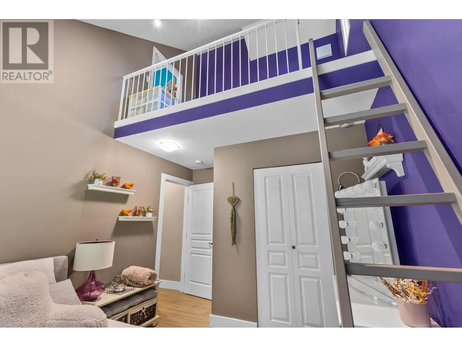 1831 Horizon Drive