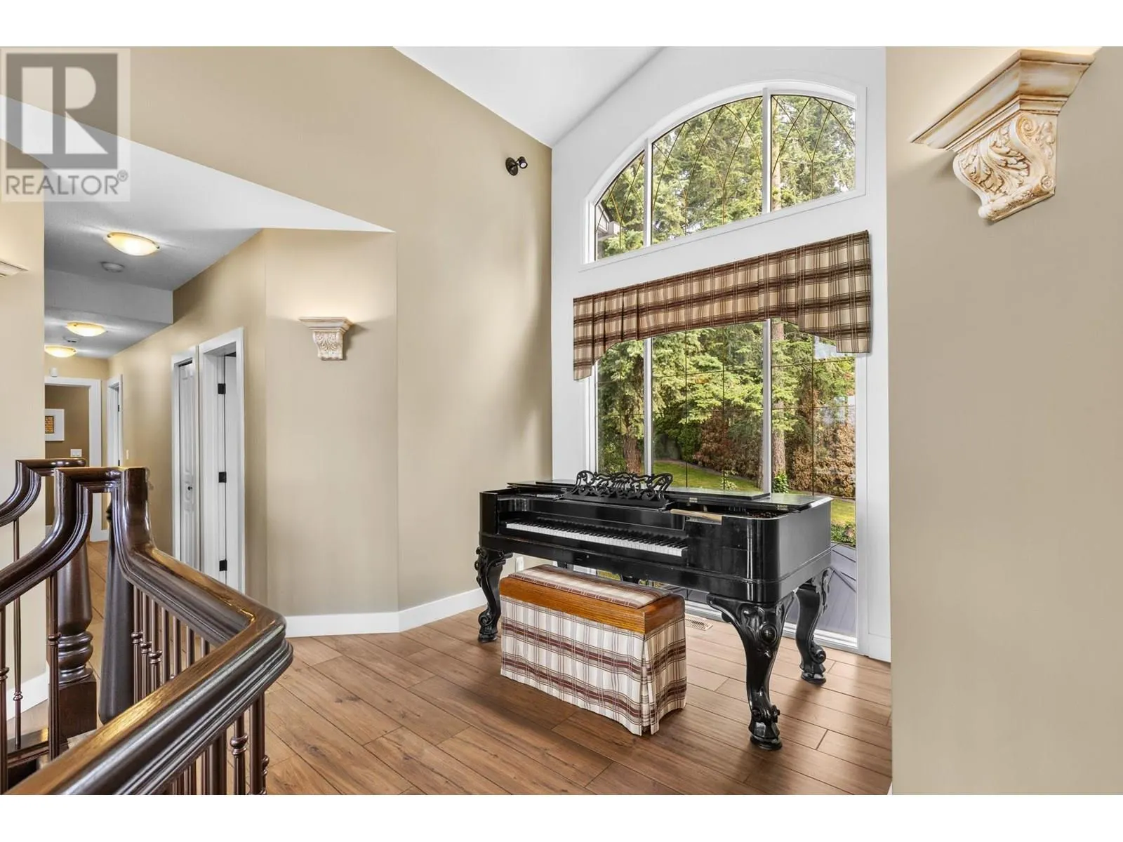 1831 Horizon Drive