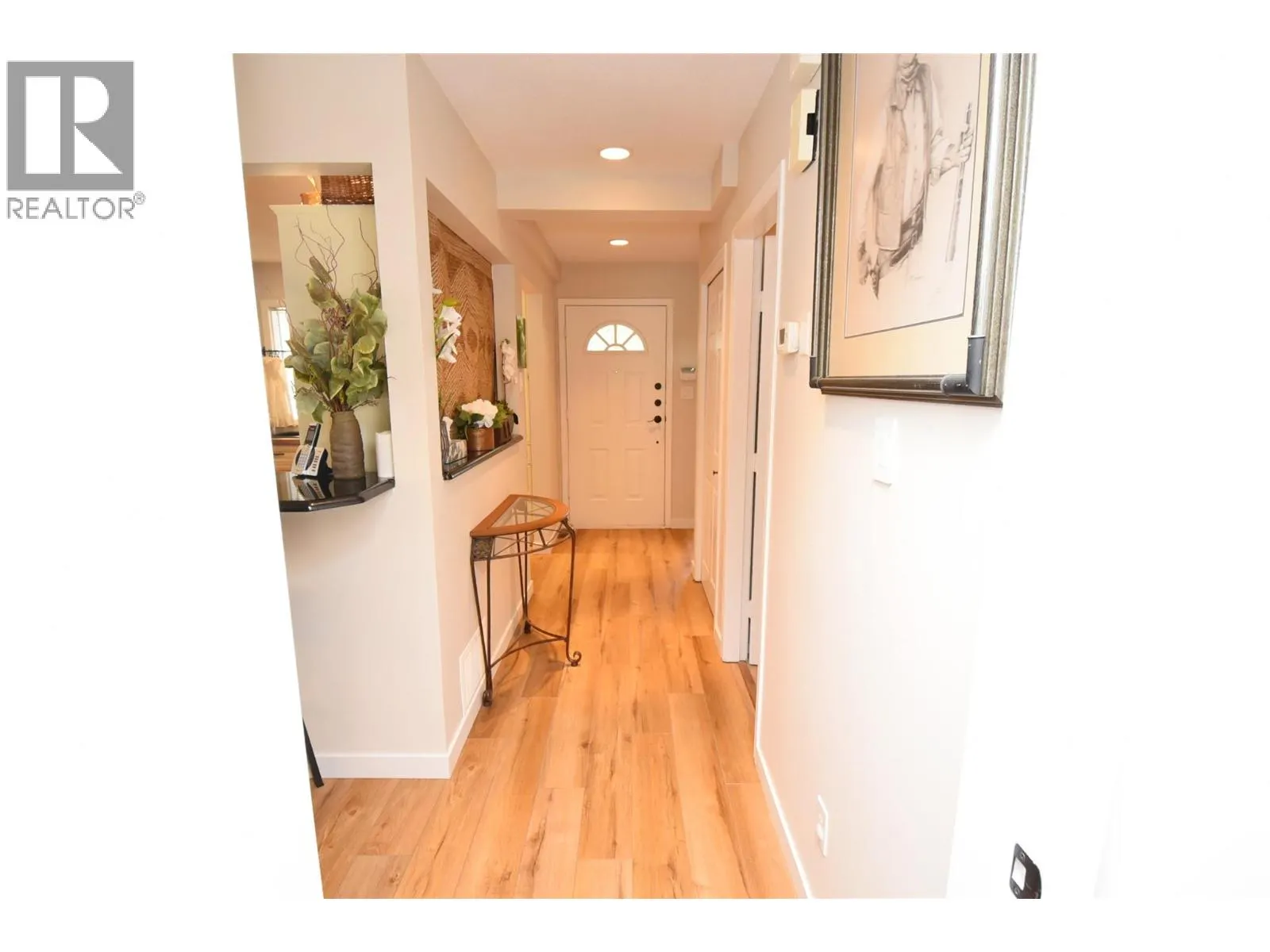 2200 40 Avenue Unit# 6