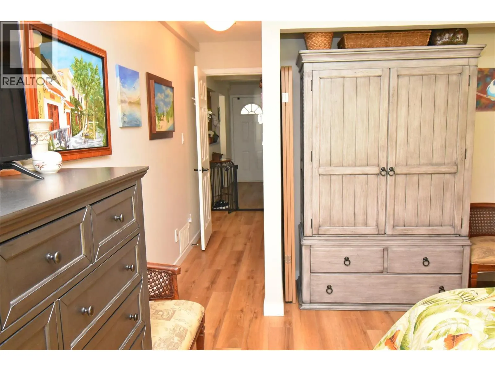 2200 40 Avenue Unit# 6