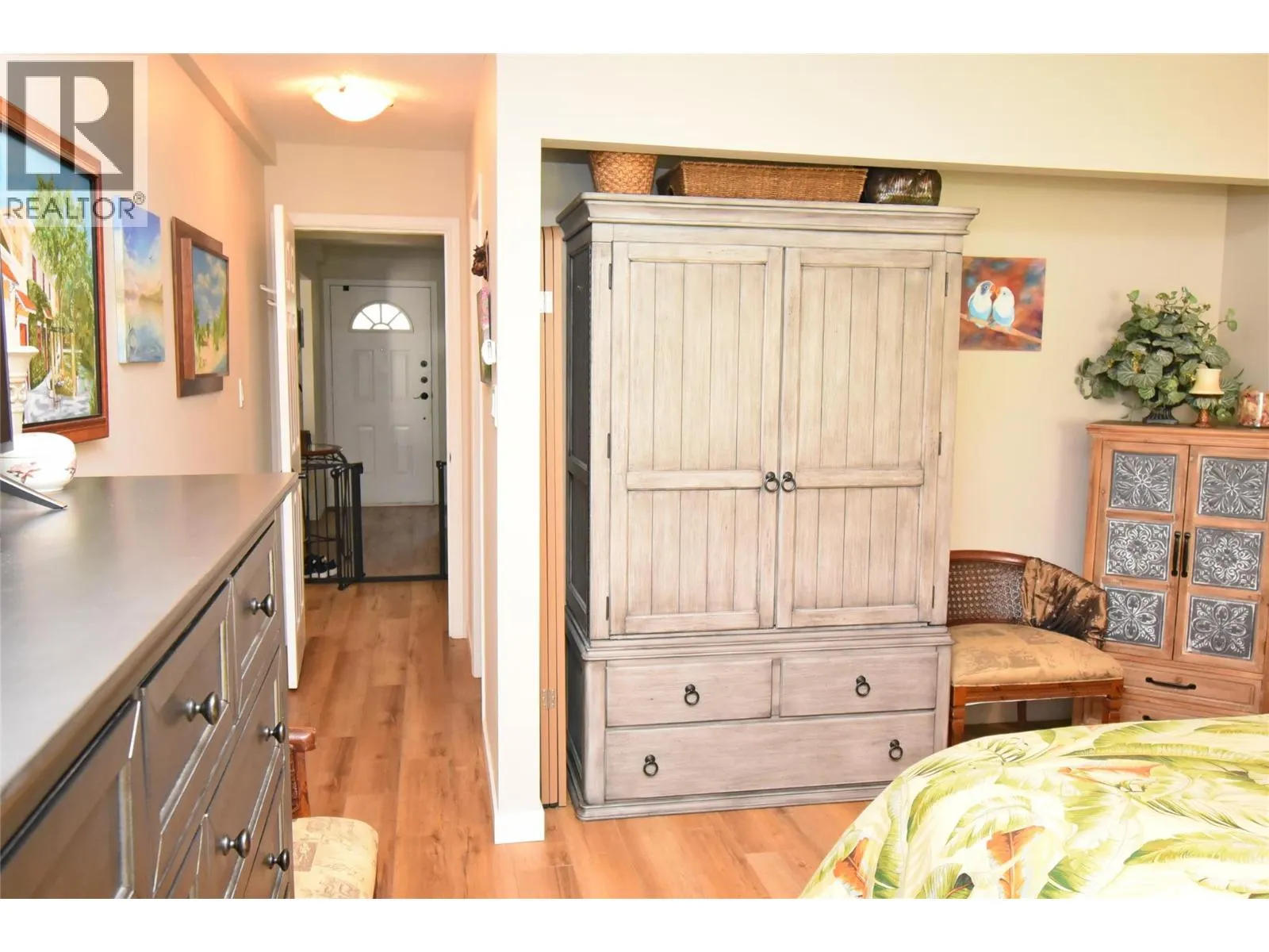 2200 40 Avenue Unit# 6