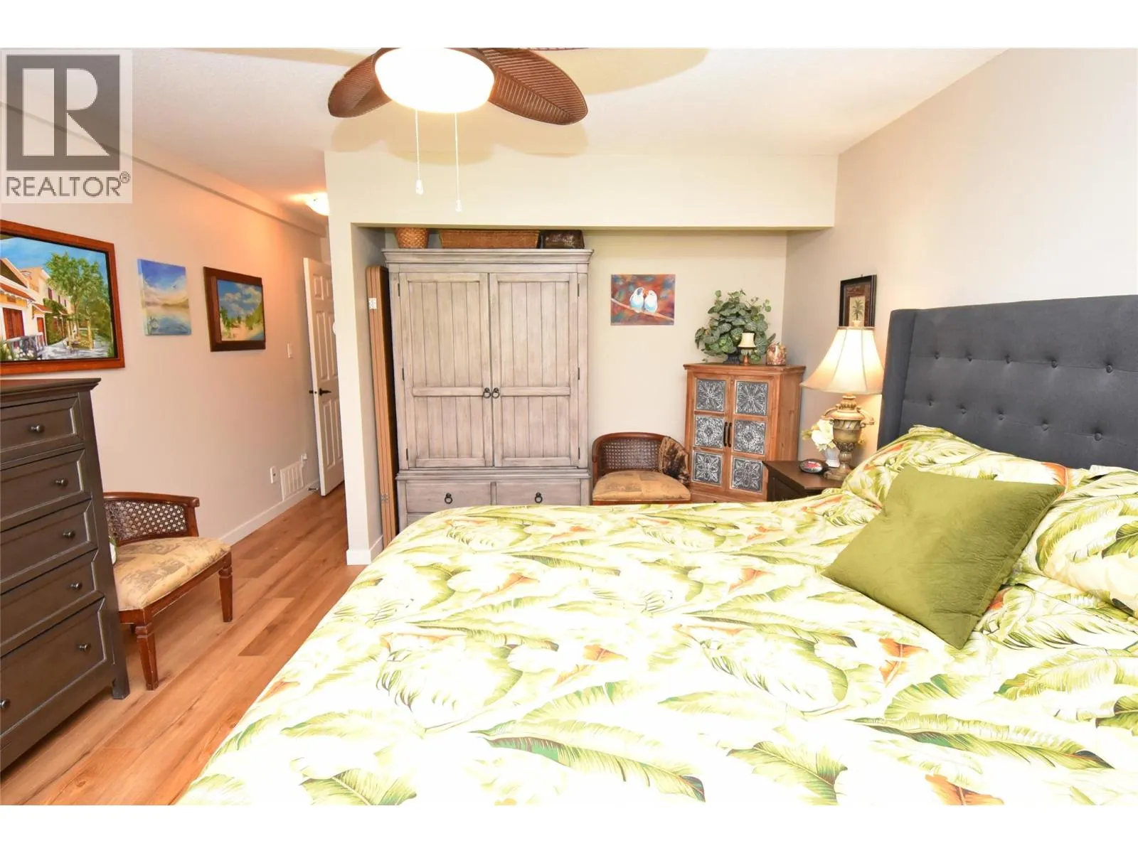 2200 40 Avenue Unit# 6