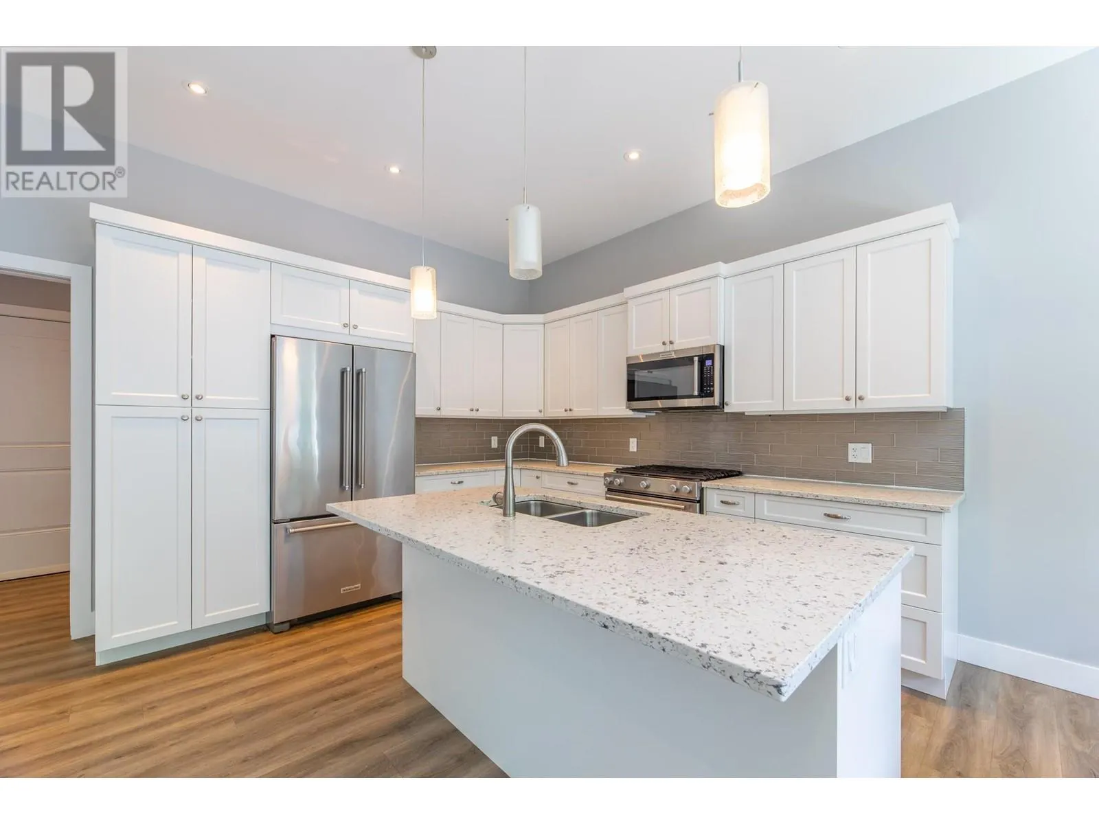 11801 SINCLAIR Road Unit# 103