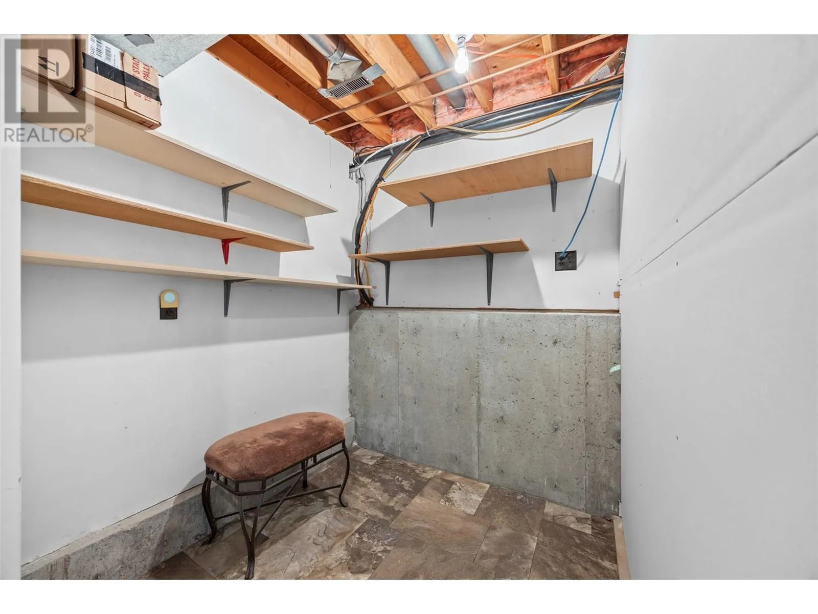 645 Mark Road