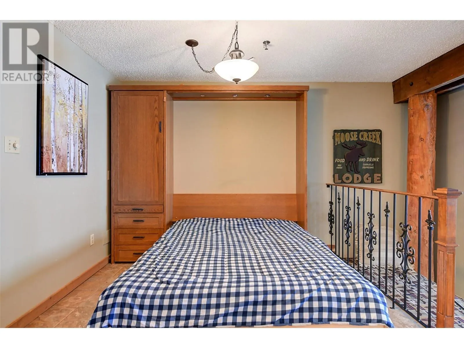 7470 Porcupine Road Unit# 402