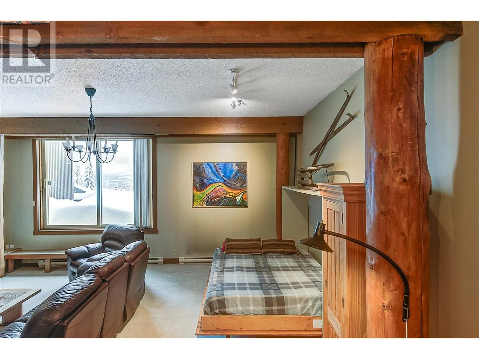 7470 Porcupine Road Unit# 402