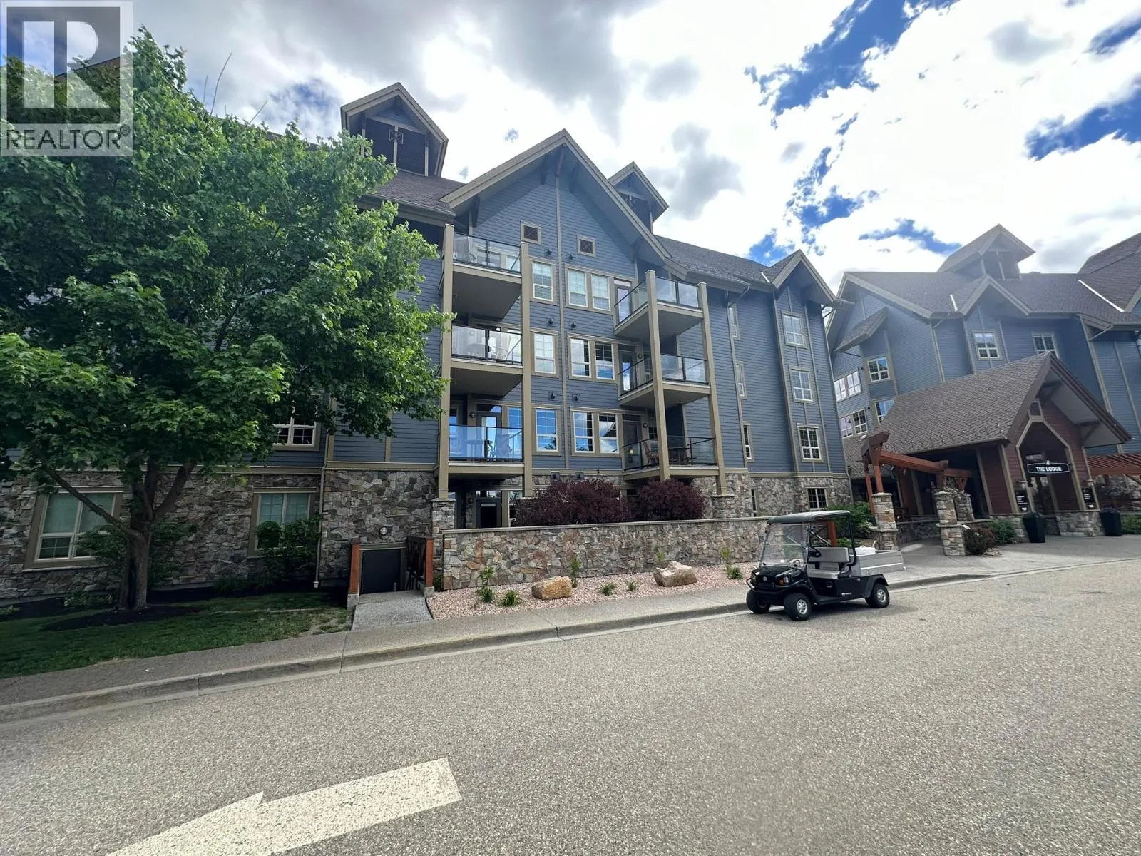 107 Village Centre Court Unit# 116