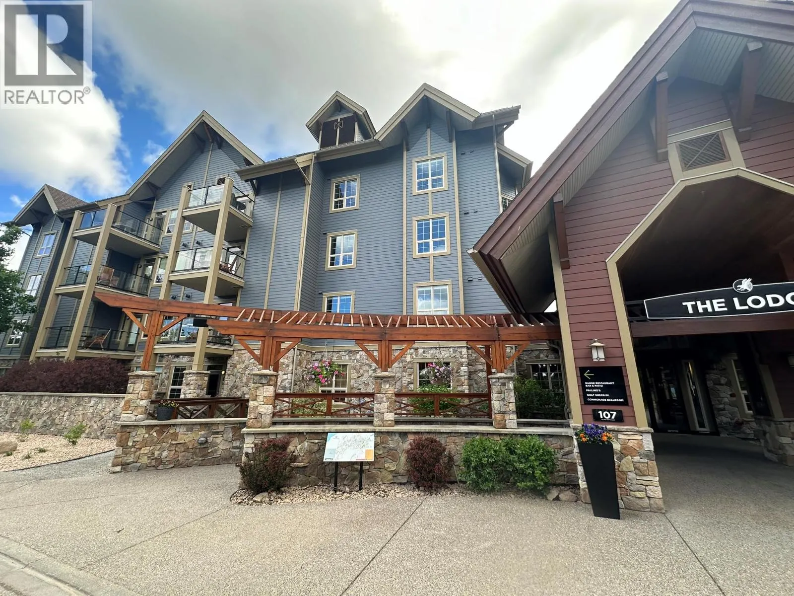 107 Village Centre Court Unit# 116