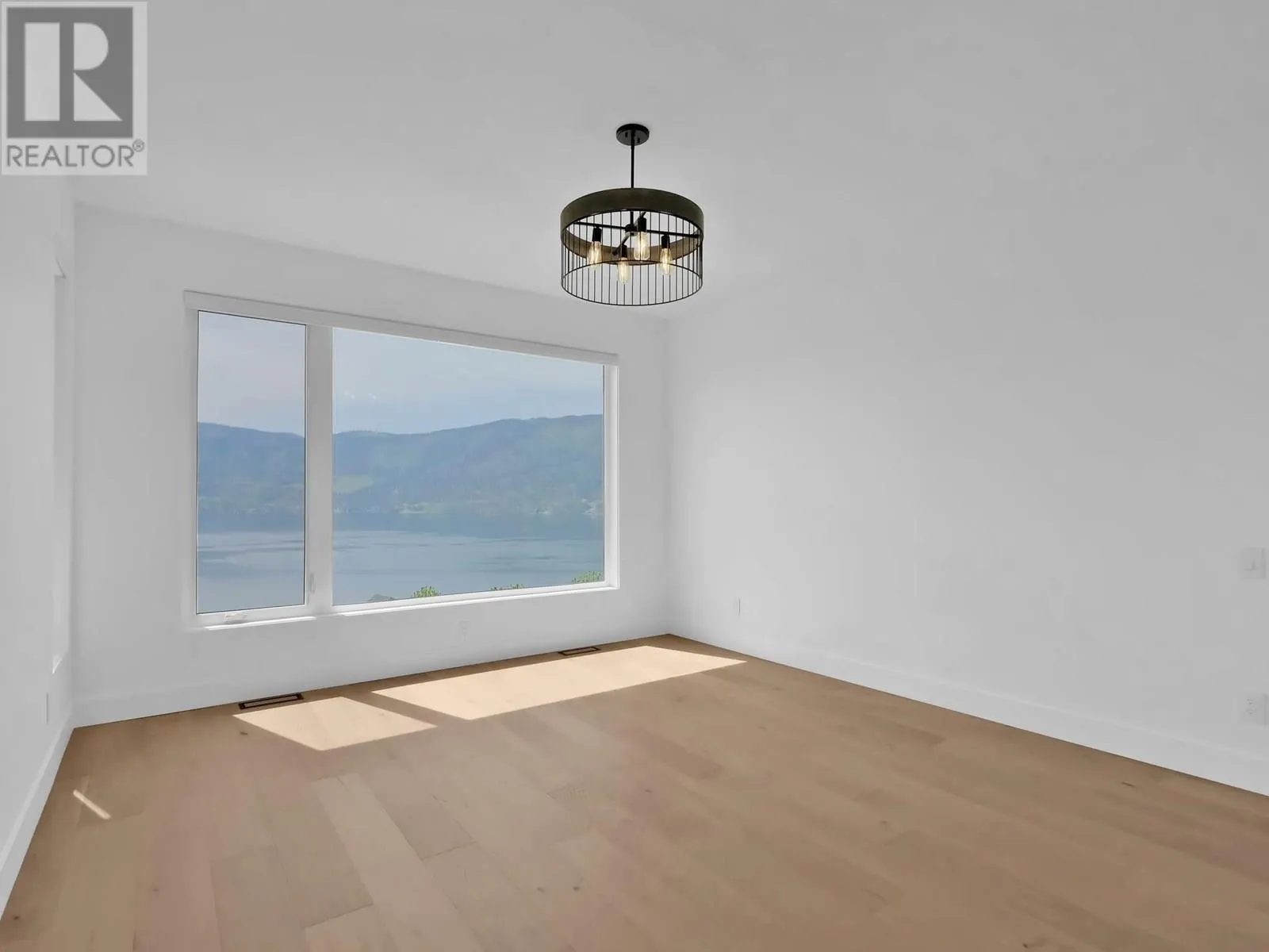 9201 Okanagan Centre Road W Unit# 7