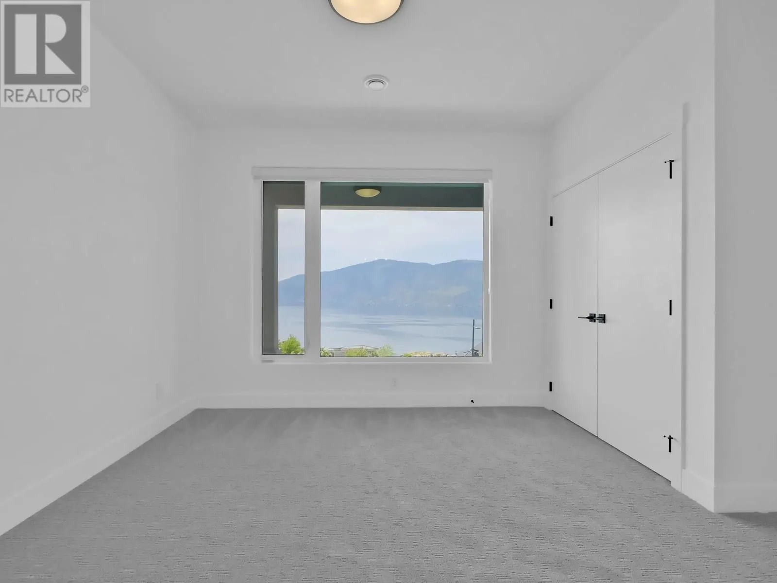 9201 Okanagan Centre Road W Unit# 7