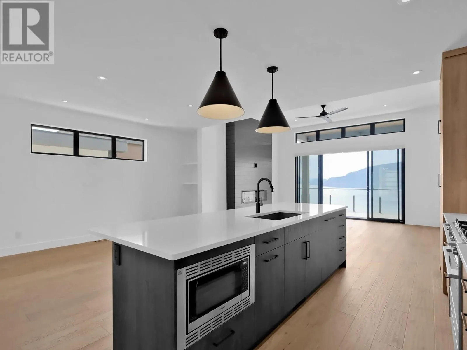 9201 Okanagan Centre Road W Unit# 7