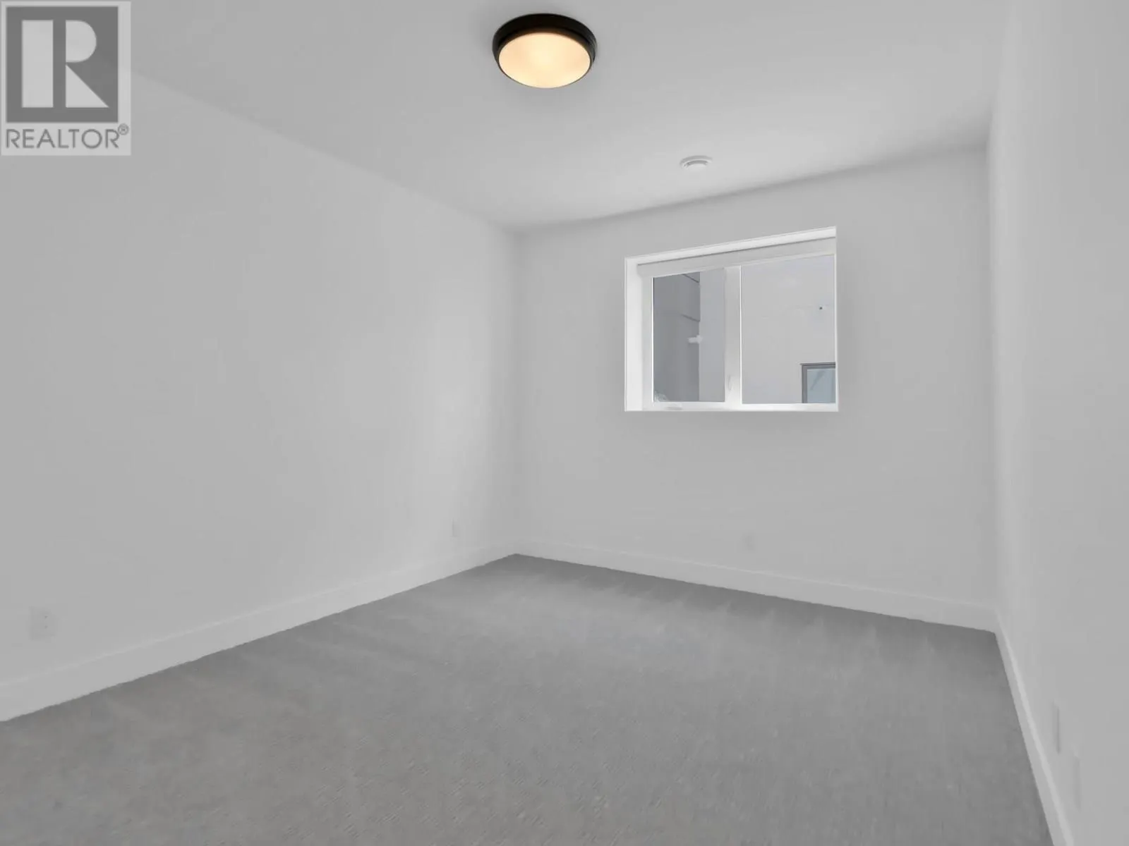 9201 Okanagan Centre Road W Unit# 7