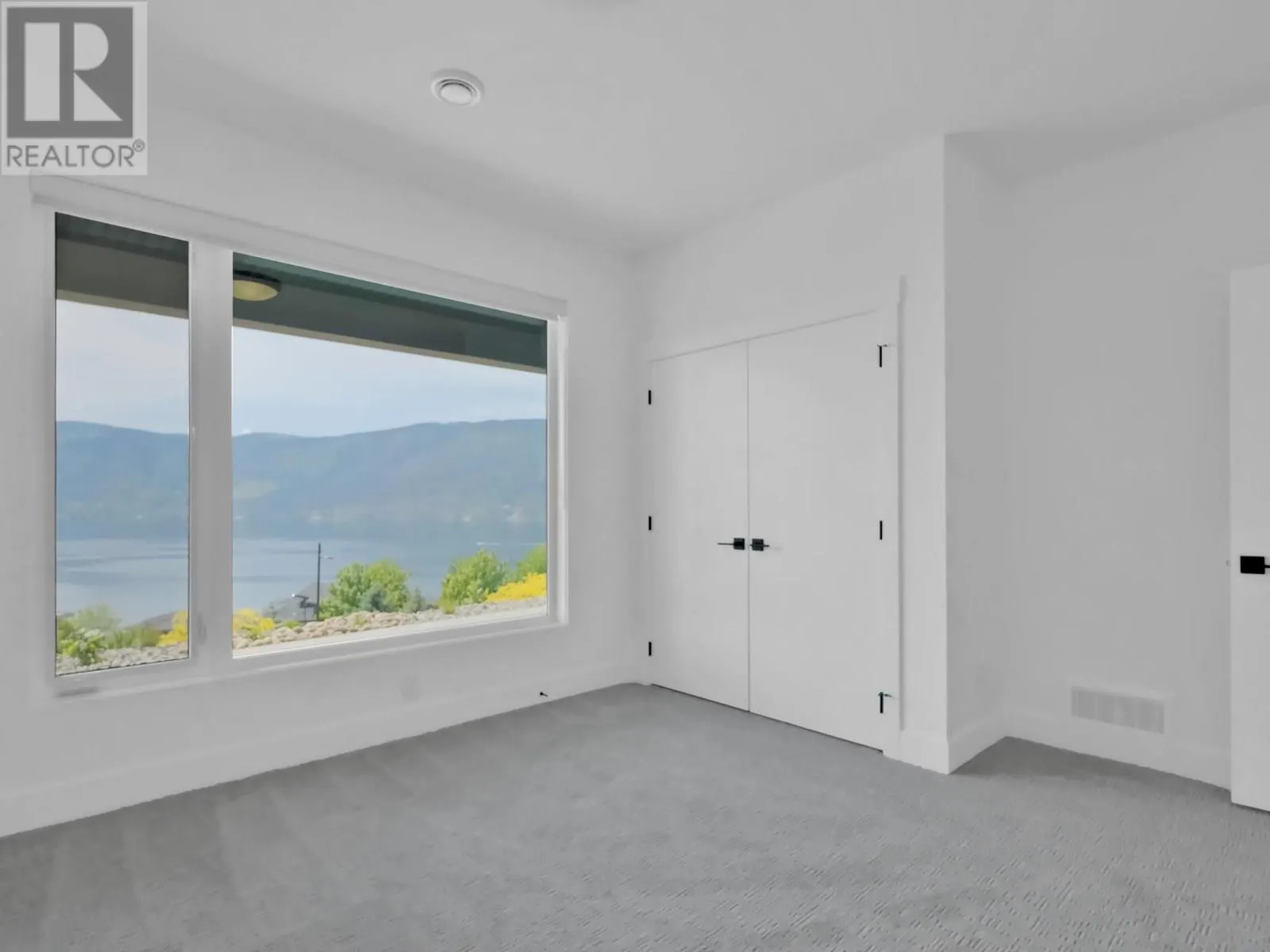 9201 Okanagan Centre Road W Unit# 7