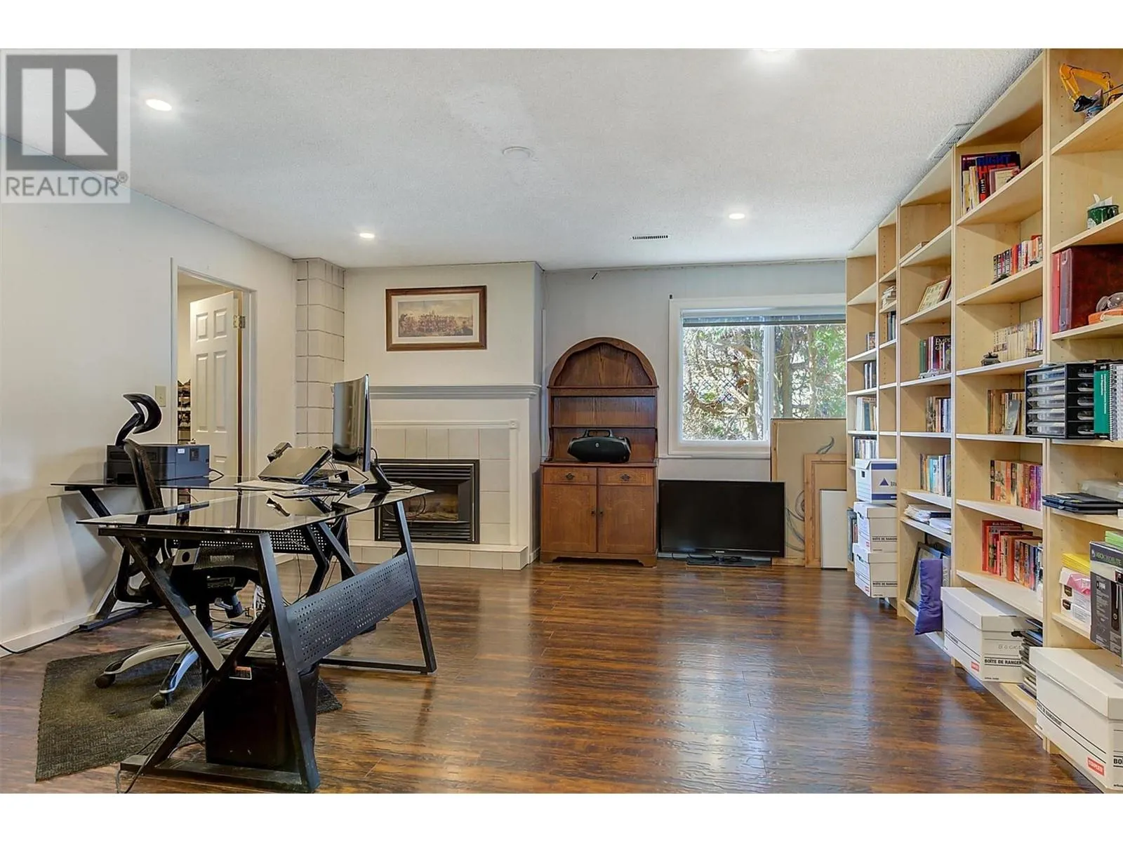 2415 COLLINGWOOD Road