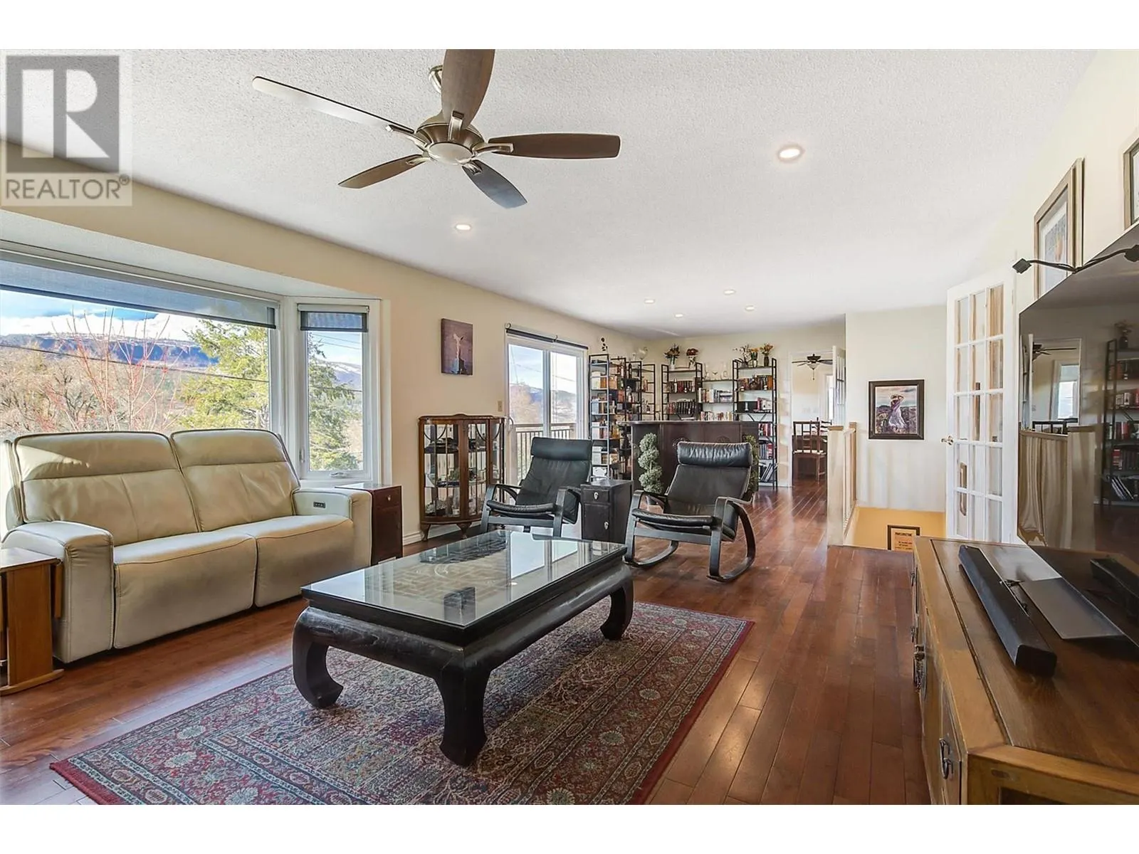 2415 COLLINGWOOD Road