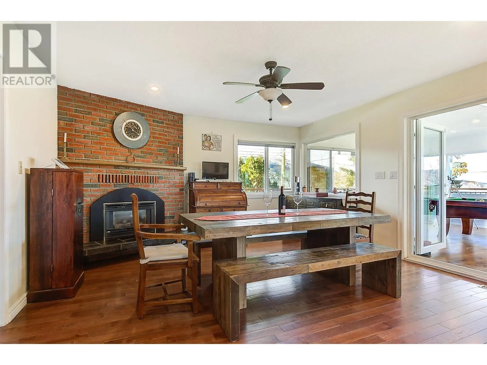 2415 COLLINGWOOD Road