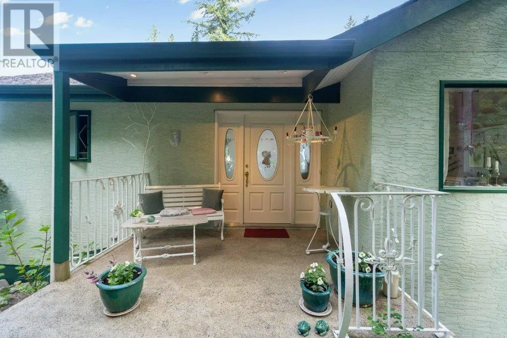 2593 Duncan Road