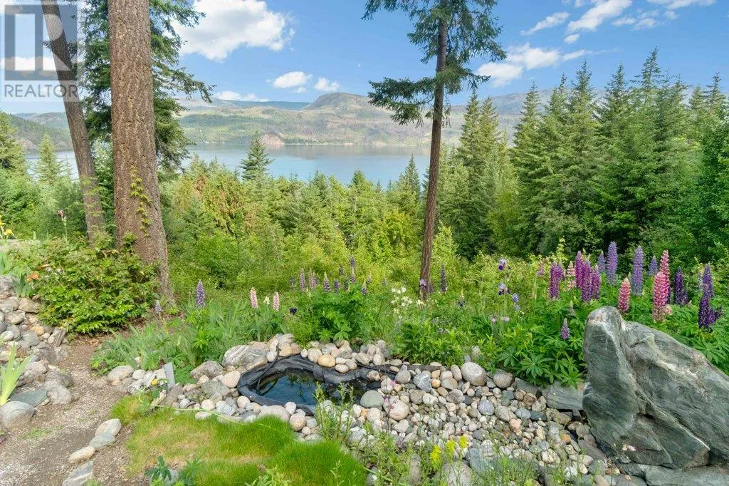 2593 Duncan Road