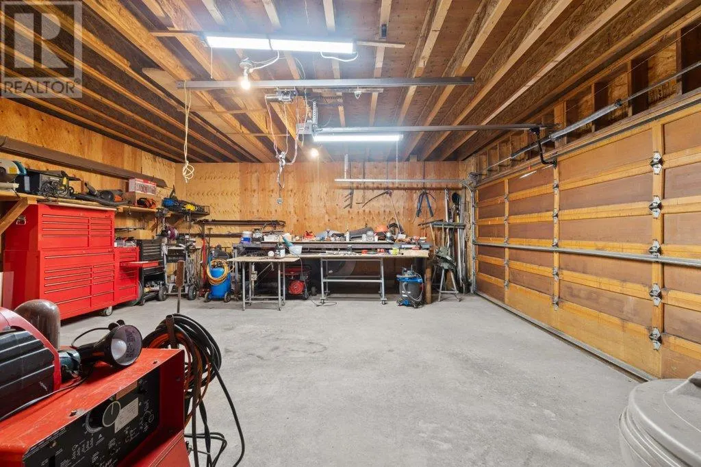 2593 Duncan Road