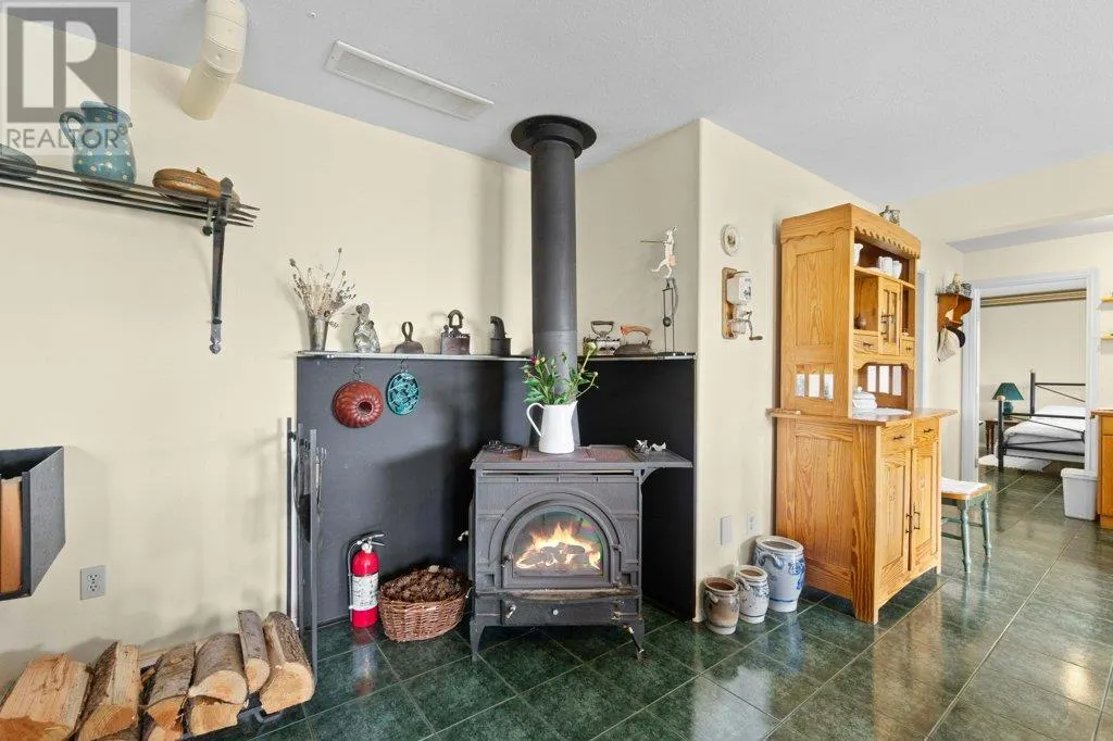 2593 Duncan Road