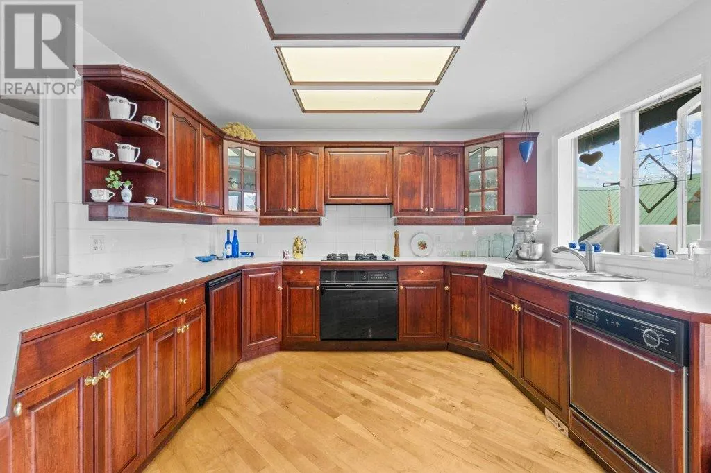 2593 Duncan Road