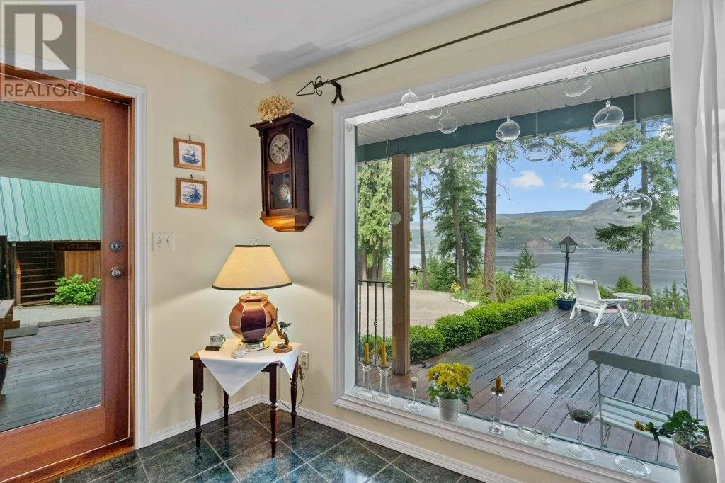 2593 Duncan Road