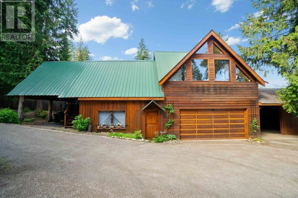2593 Duncan Road