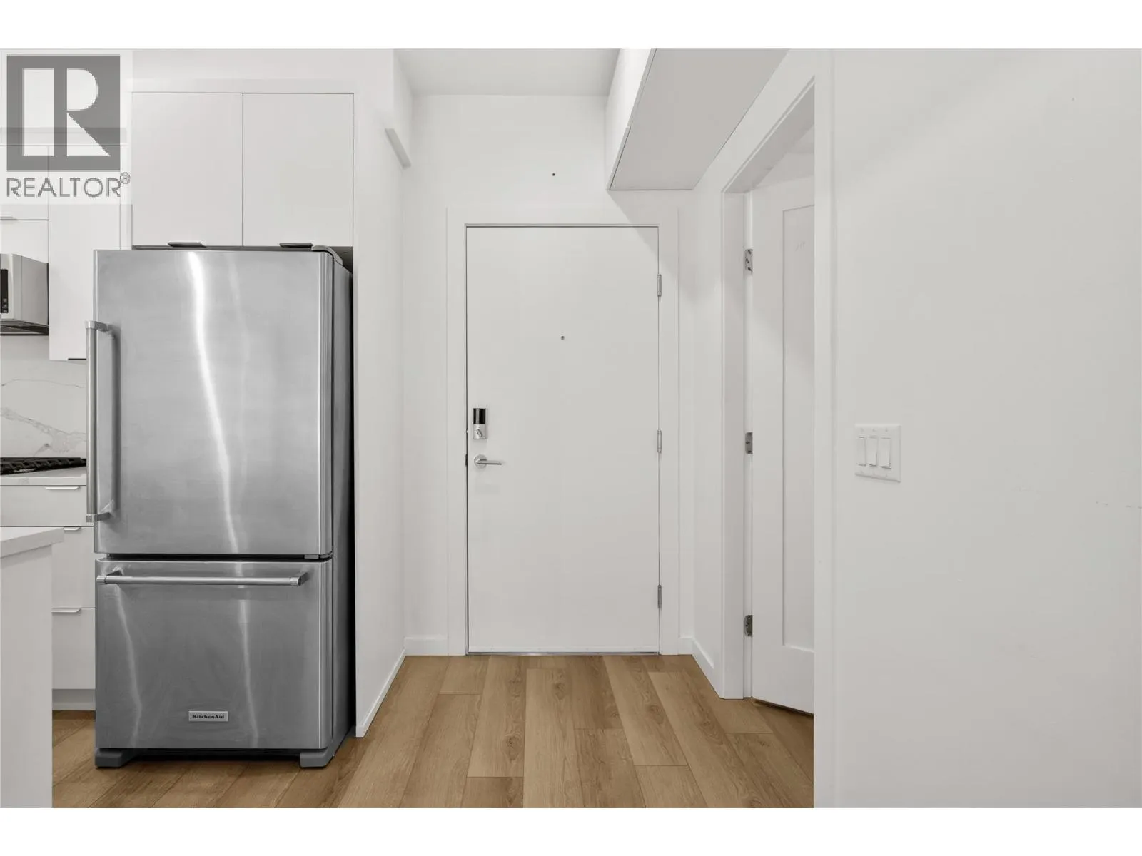 2627 Gore Street Unit# 204