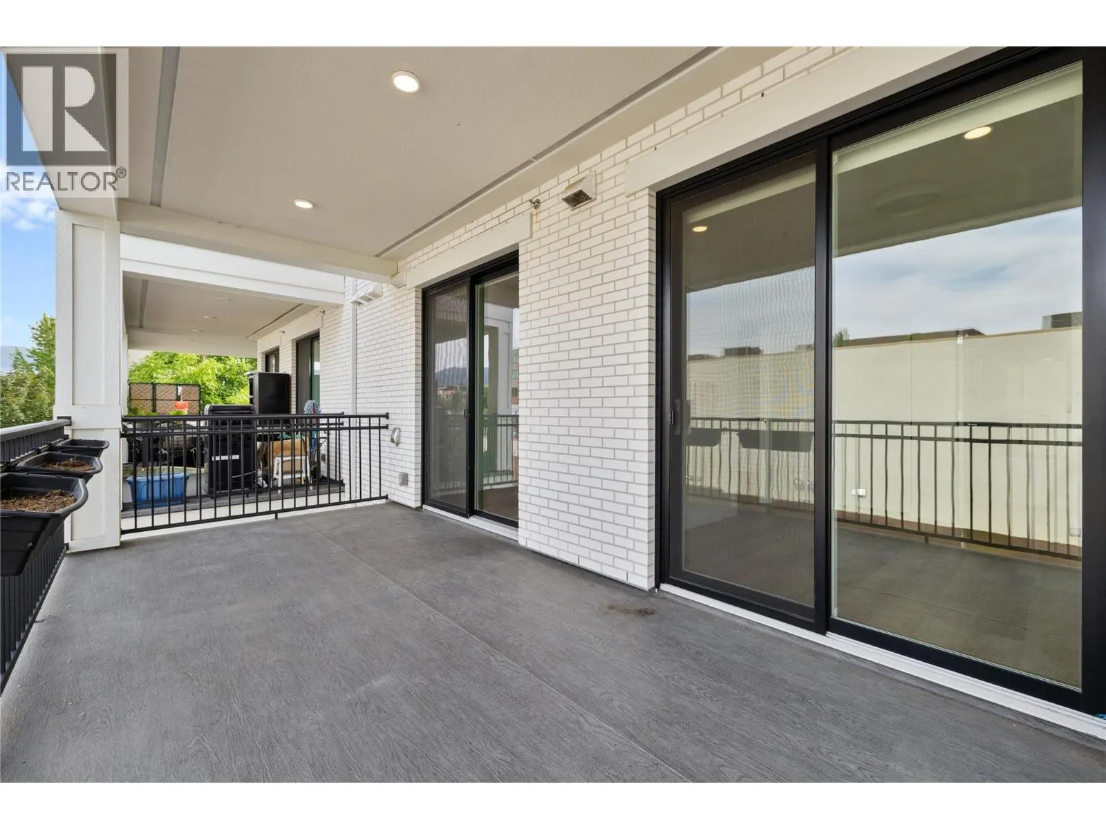 2627 Gore Street Unit# 204