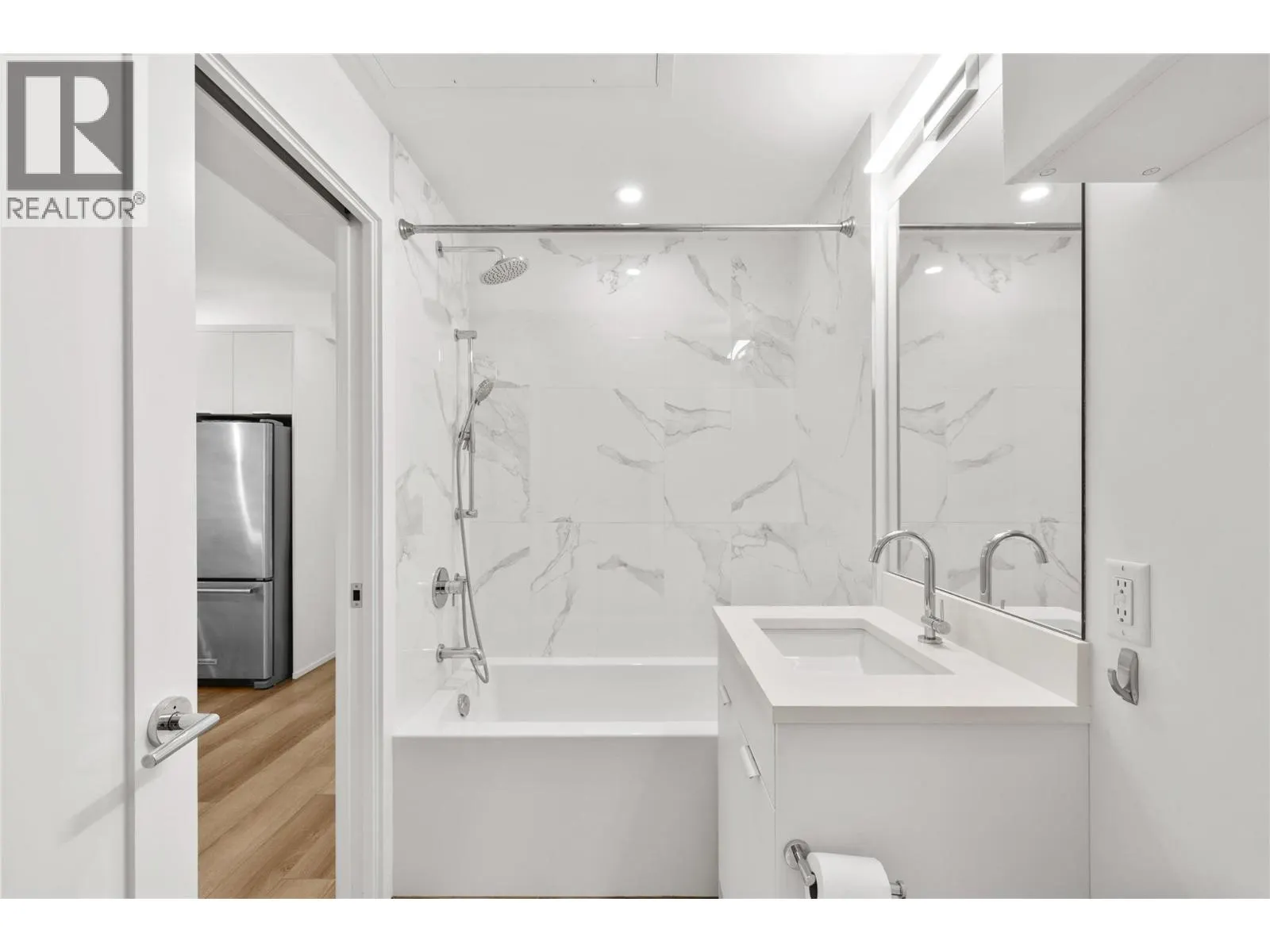 2627 Gore Street Unit# 204