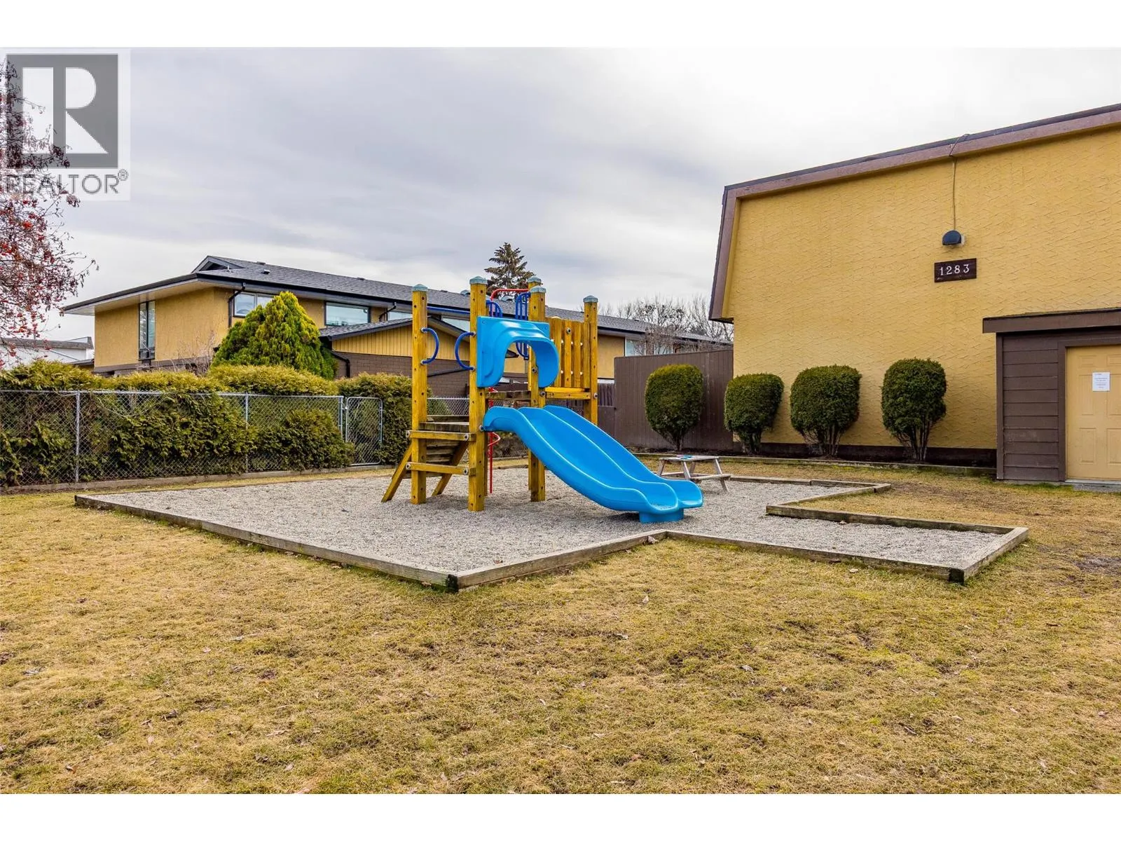 1283 Bernard Avenue Unit# 10