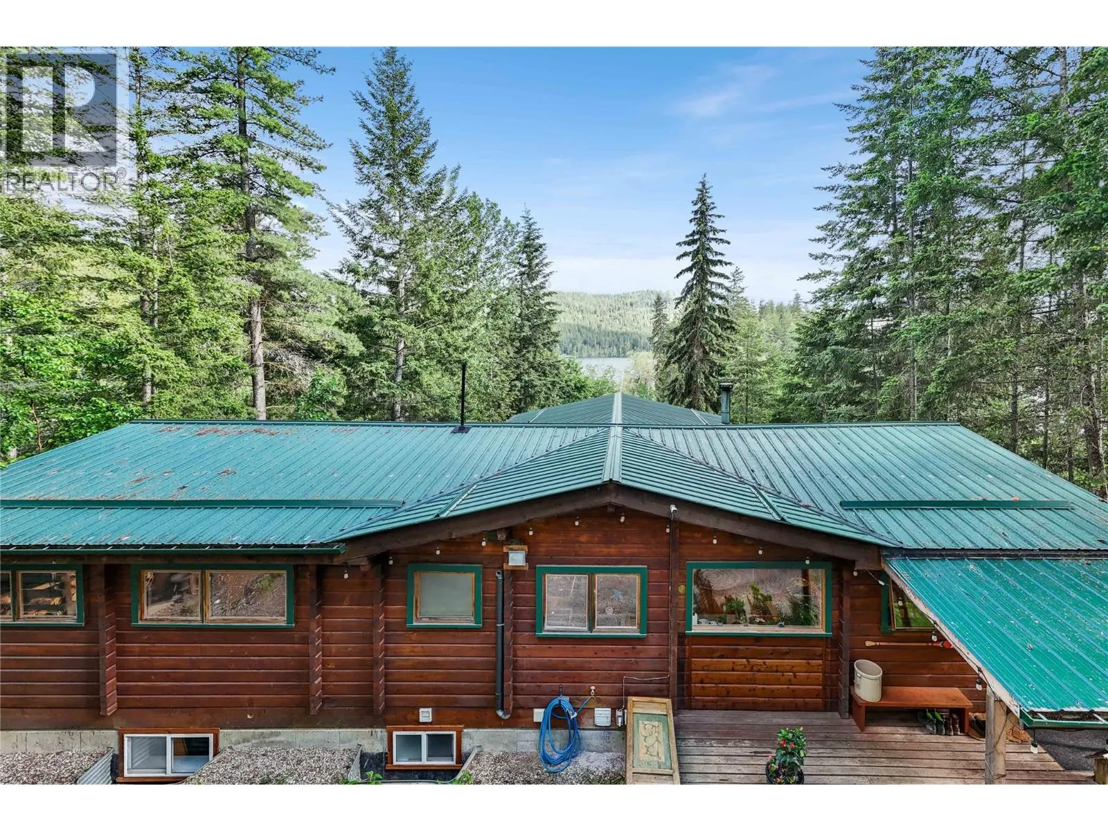 781 Gardom Lake Road