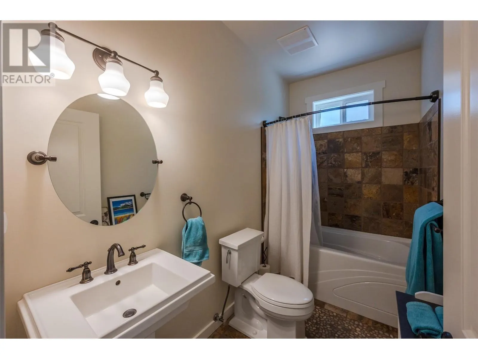 3175 Juniper Drive