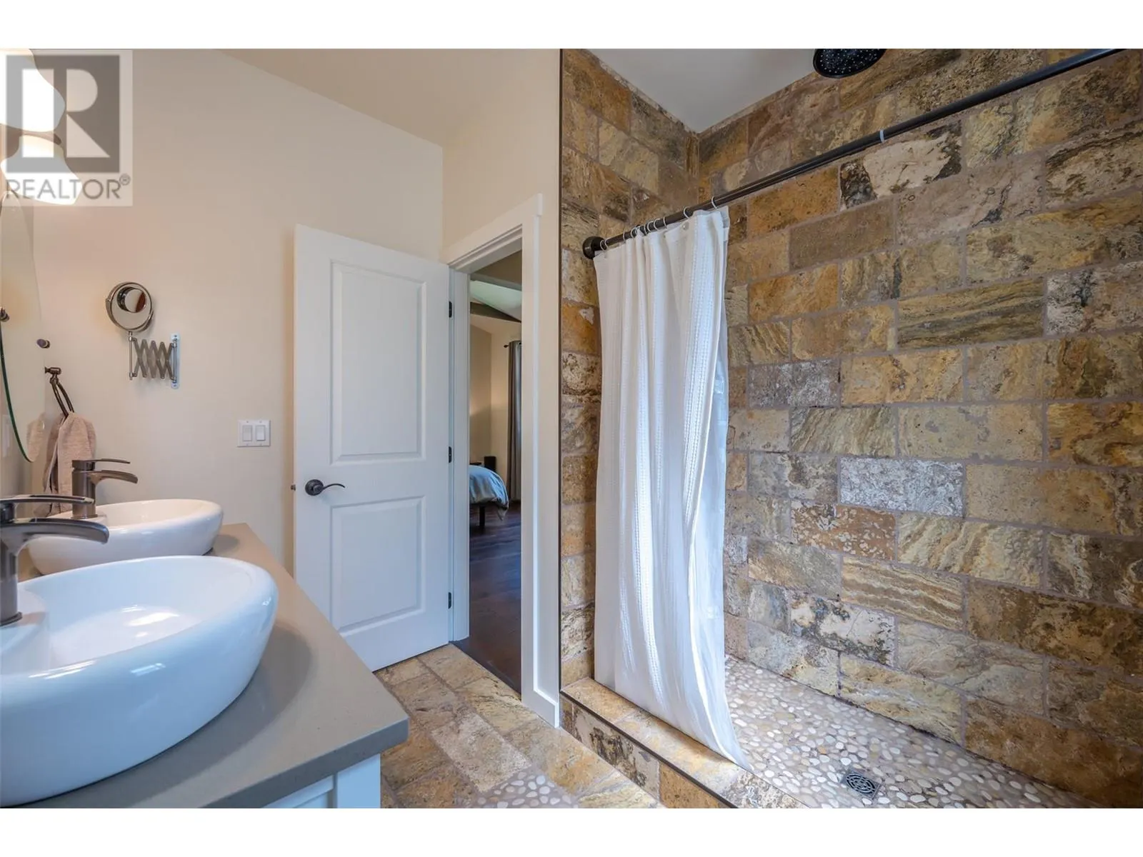 3175 Juniper Drive