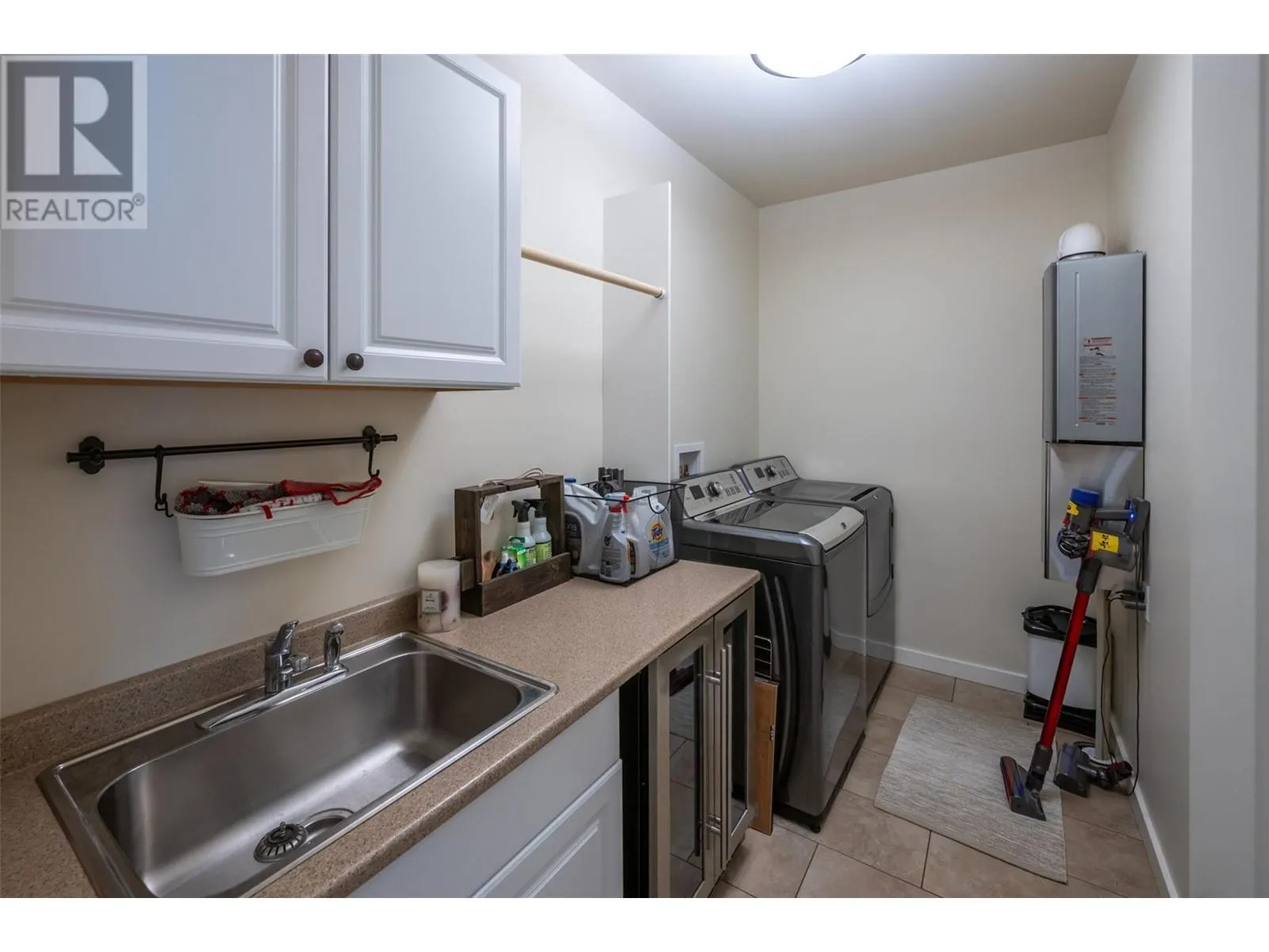 3175 Juniper Drive