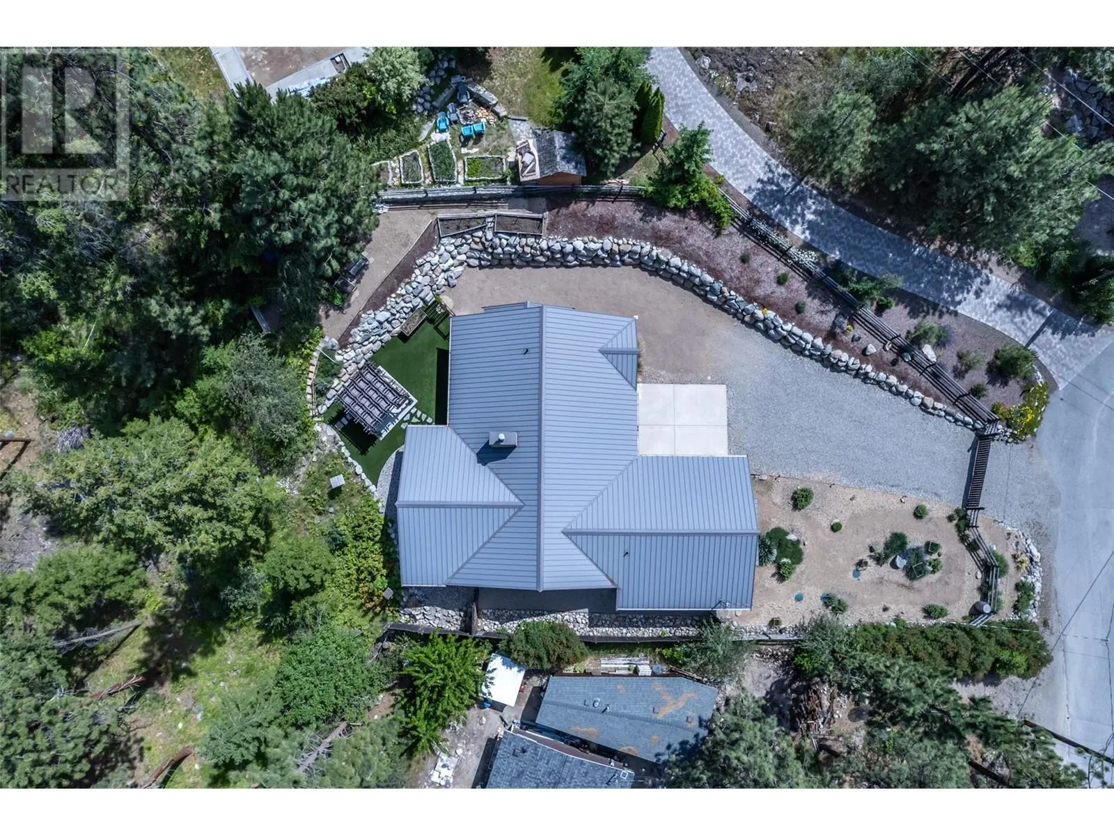 3175 Juniper Drive