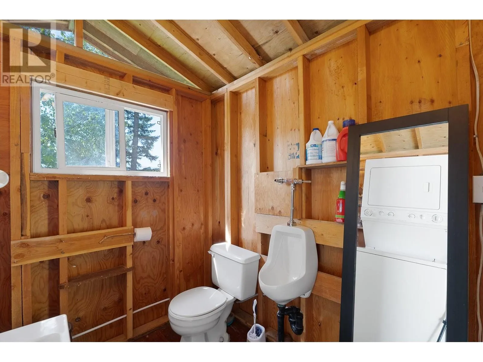 8486 Horseshoe Bay Road