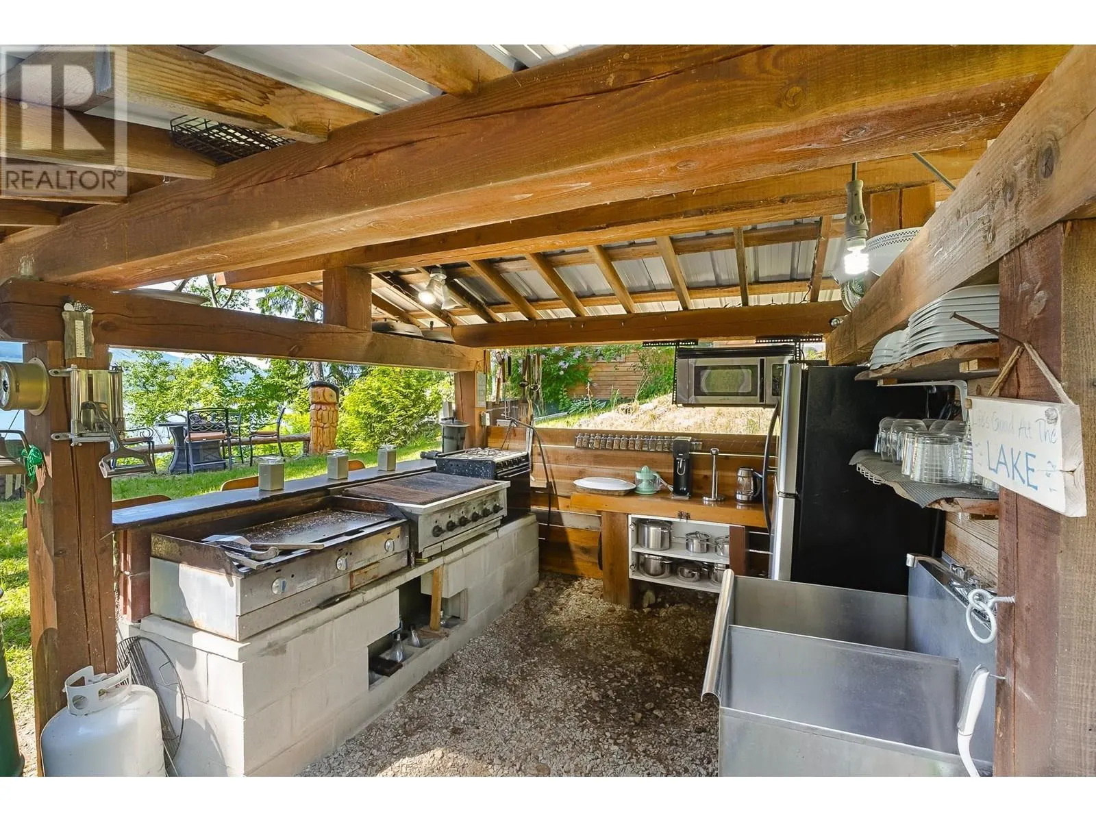8486 Horseshoe Bay Road