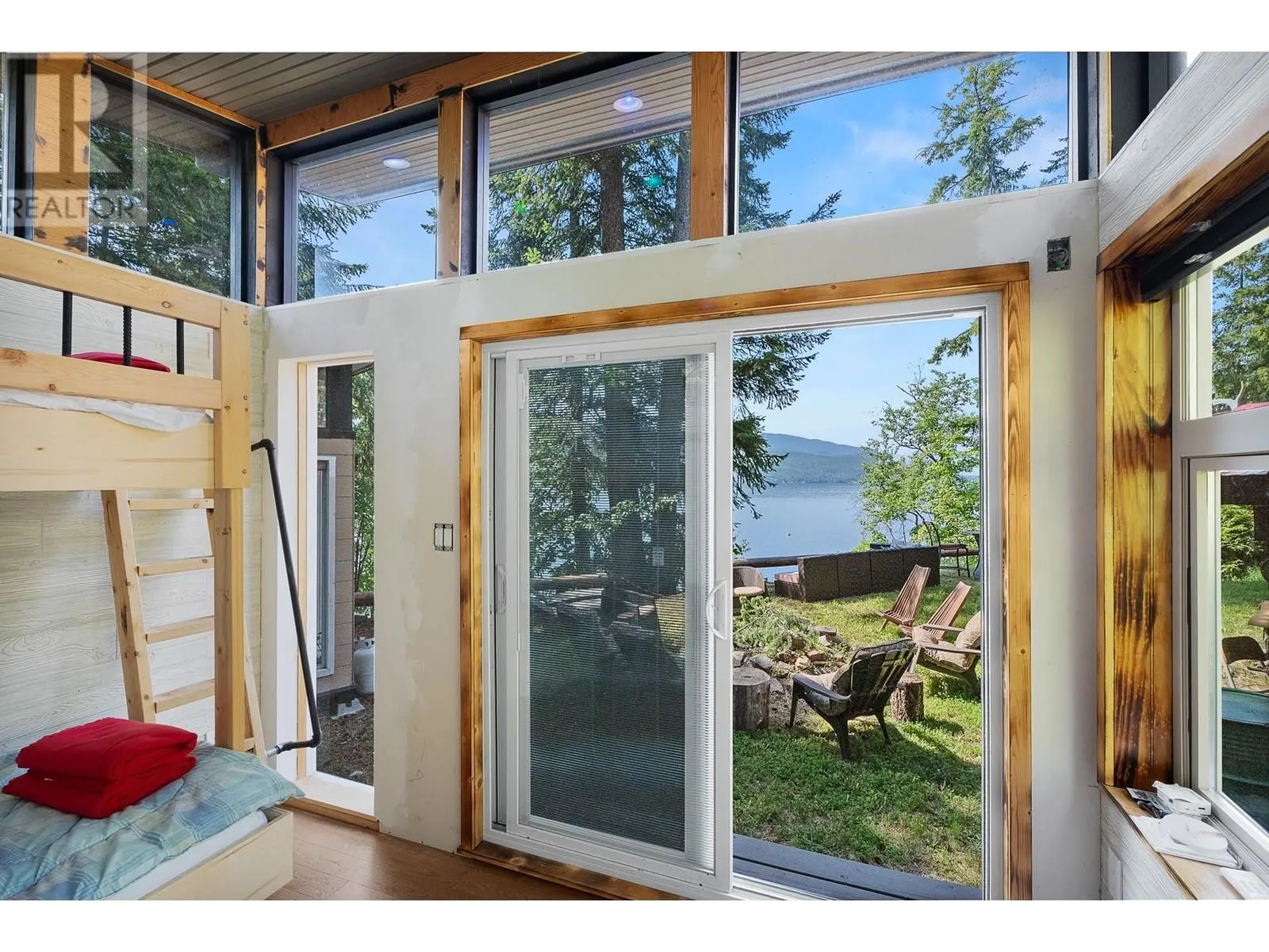 8486 Horseshoe Bay Road