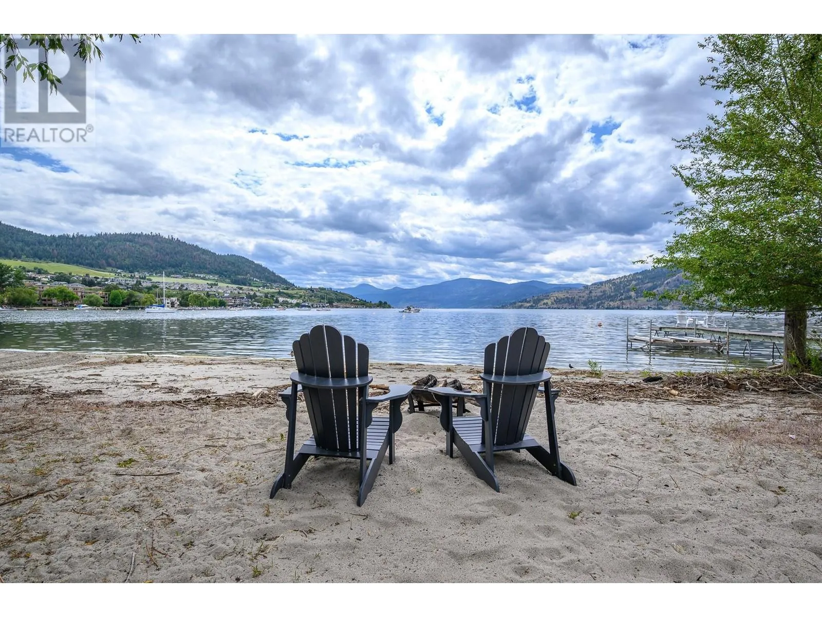 2612 Lakeshore Road