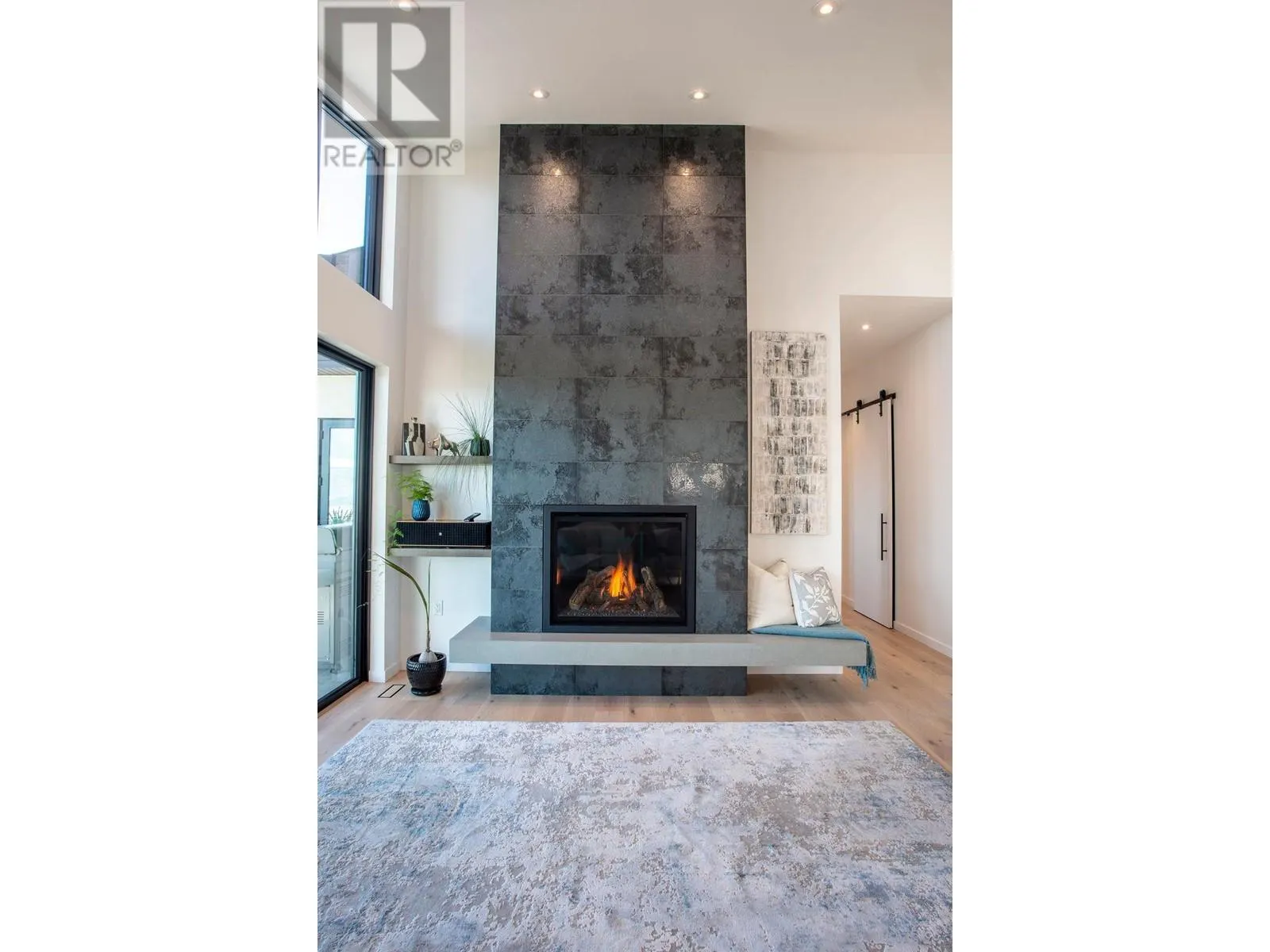 632 Hart Place