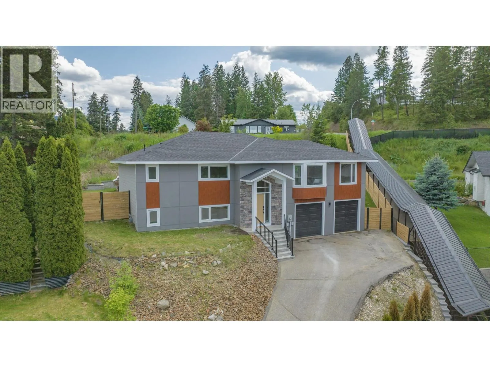 2224 Linea Crescent
